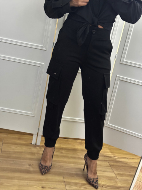 La Diva Mia ZGRABNE SPODNIE BOJÓWKI CZARNE