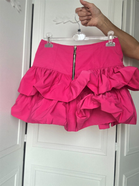 LAVESTINO SZORTNICA SPÓDNICZKA MOCNY RÓŻ Z FALBANKAMI PODSZYTE SZORTY