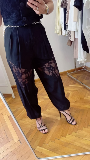 La Diva Mia LEKKIE SPODNIE Z PASKIEM + KORONKA CZARNE La Diva Mia LEKKIE SPODNIE Z PASKIEM + KORONKA CZARNE